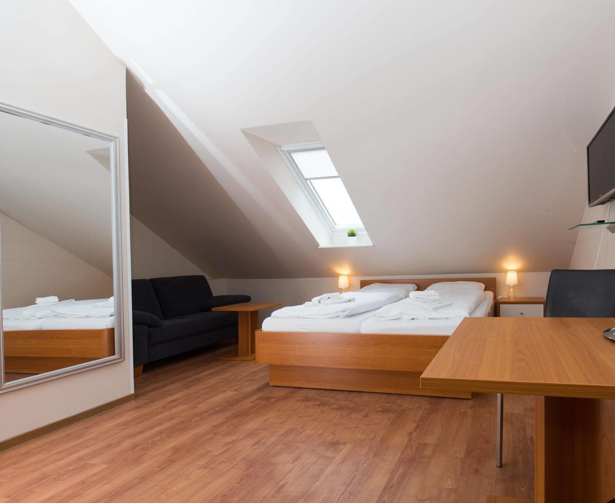 Airport Hotel One Aparthotel Sylt Luaran gambar